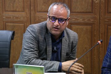 «ذائقه مردم» تغییر کرده/ «جامعه» در حال پوستاندازی است