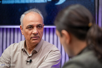 روایت زیدآبادی از فصل مشترک مجاهدین خلق و پادشاهی خواهان؛ ایدئولوژی «توجیه خشونت» سازمان مجاهدین خلق در حال بازتولید میان تمام گروههای برانداز است