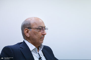 روزنامه اصولگرا: ایستادن پزشکیان در برابر ادعای شکوری راد، مرزبندی با رادیکالیسم اصلاحطلبی است