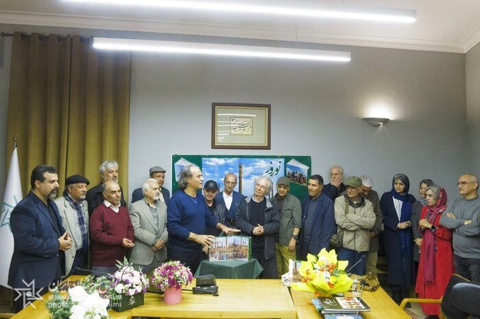 رونمایی از مجموعه عکس «آیینهای نوروز» پس از ۱۸ سال پژوهش