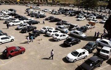 سقوط سنگین قیمت خودروهای پرفروش در بازار/ قیمت این خودرو ۱۴۰ میلیون تومان ریخت + جدول