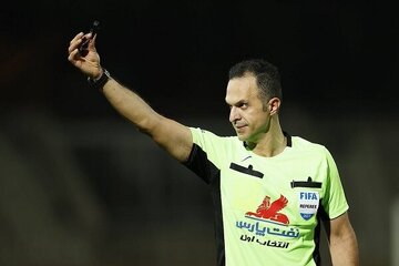 سوت بازی استقلال به موعود رسید؛ حیدری داور بازی پرسپولیس شد