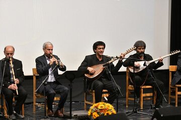 سپرِ ایل شاهسون بغدادی، در برابر بیگانه چیست؟