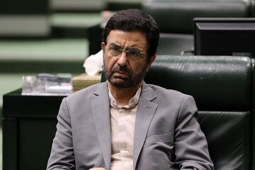 عضو کمیسیون امنیت ملی: ایران صرفاً در موضوع هستهای مذاکره خواهد کرد/ بعضی پیششرطهای آمریکا جزو خطوط قرمز ایران است