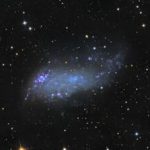 عکس روز ناسا از سحابی با ستارههای قرمز