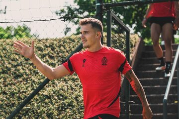 عکس | پایان ناکامیهای دنیس اکرت در بلژیک؛ مهاجم جدید تیم ملی قلعهنویی را امیدوار کرد