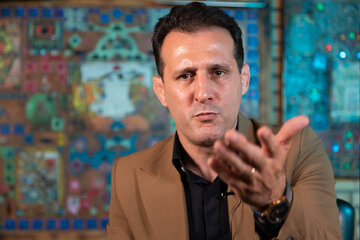 قالیباف شائبه ها را برطرف کند/کاری نکنند علیه برخی نمایندگان افشاگری کنیم