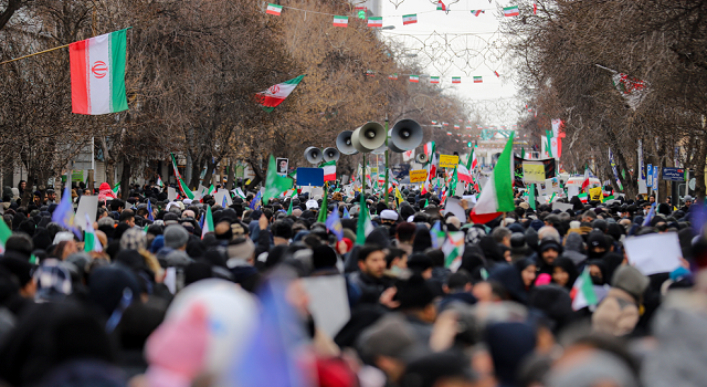 قدردانی امام جمعه و استاندار اردبیل از حضور پرشکوه اردبیلی ها در راهپیمایی