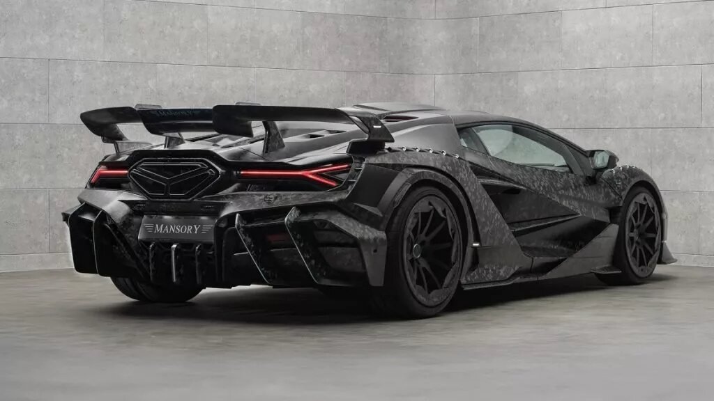 لامبورگینی روئلتو تمامکربنی معرفی شد / طوفان منصوری در دبی