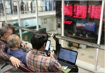 لرزه عجیب قیمتها به بازارها/ دلار ۱۲.۵ درصد تکان خورد؛ قیمت طلا ۲۰ درصد تغییر کرد