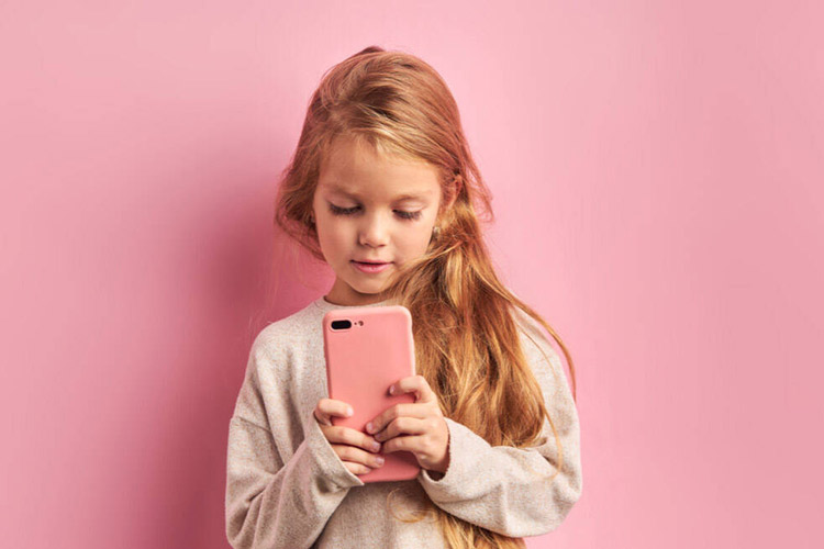 محدودیتهای جدید اینترنت در بریتانیا برای حفاظت از کودکان