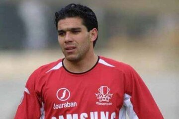 مهاجم اسبق پرسپولیس: انگار مدیران پرسپولیس با چشمان بسته بازیکن خریدند! / تیم نیاز به پوستاندازی کامل دارد