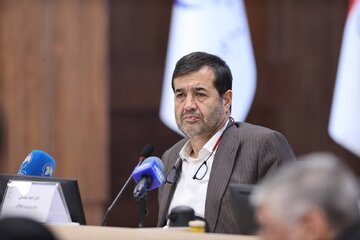 واکنش وزیر ورزش به حضور تماشاگران در لیگ برتر و انتخابات دوومیدانی