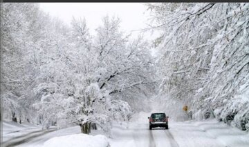وزش باد شدید و کولاک برف در راه همدان