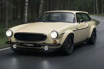 ولوو استیشن گرانتر از فراری