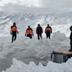 پایان محاصرهٔ برفی/ محور شهرکرد-مسجدسلیمان (گردنهٔ چری) بازگشایی شد