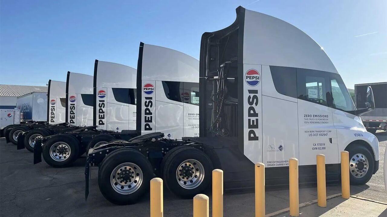 کامیون تسلا معرفی شد /عکس