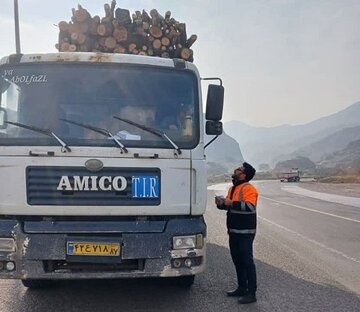 کشف ۹۹۶فقره تخلف اضافه تناژ در محورهای قزوین