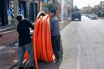 گسترش شبکه فیبرنوری در سمنان و دامغان با اجرای پروژه برگردان و نوسازی زیرساختهای مخابراتی