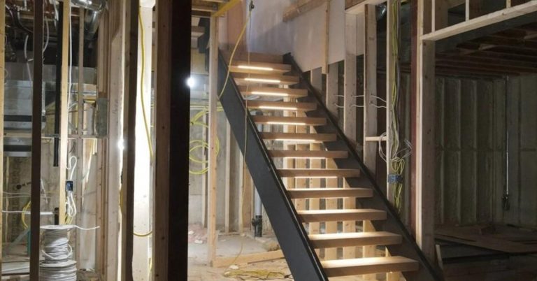 چرا از تیرآهن برای اجرای راه پله استفاده می شود؟