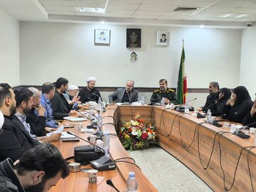 برگزاری جلسه هماهنگی برنامههای دهه کرامت و روز دختر در قم