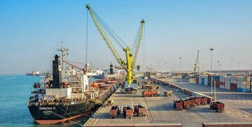 بنبستی در تامین مواد اولیه نداریم/ کریدورهای جدید فعال شد