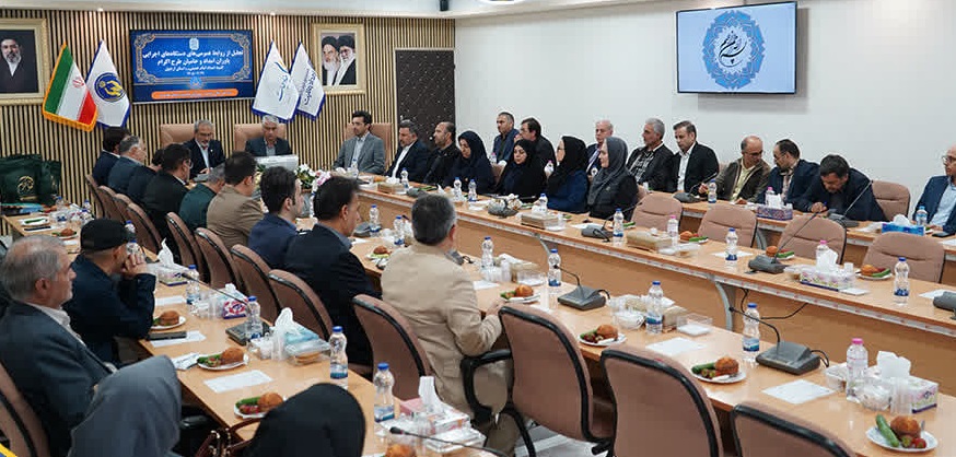 تجلیل از روابط عمومیهای دستگاههای اجرایی استان به عنوان «یاوران امداد» در کمیته امداد اردبیل