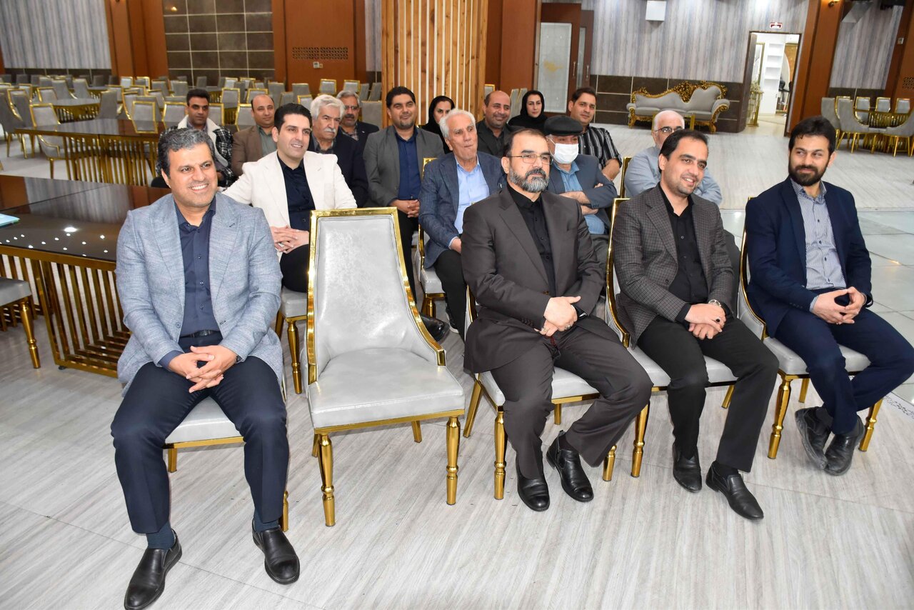 نشست هیئتهای تشخیص و حل اختلاف کار شهرستان میبد نشست هیئتهای تشخیص و حل اختلاف کار شهرستان میبد