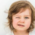 چرا هنگام نشانهگیری، ناخودآگاه یک چشم خود را میبندیم؟