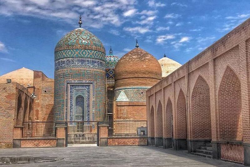 آغاز عملیات تکمیل رواقهای بنای تاریخی جهانی شیخصفیالدین اردبیلی