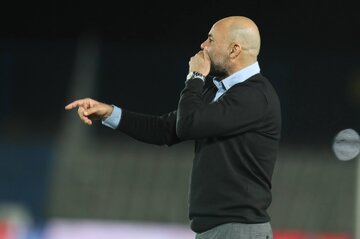جلسه سرنوشت ساز سرپرست استقلال؛ تکلیف سرمربی فصل آینده آبیها مشخص شد